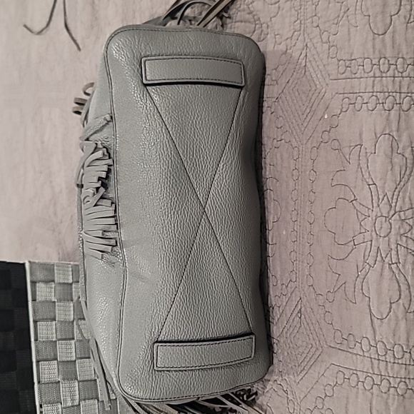 Milly Fringed leather bag - Picture 2 of 12